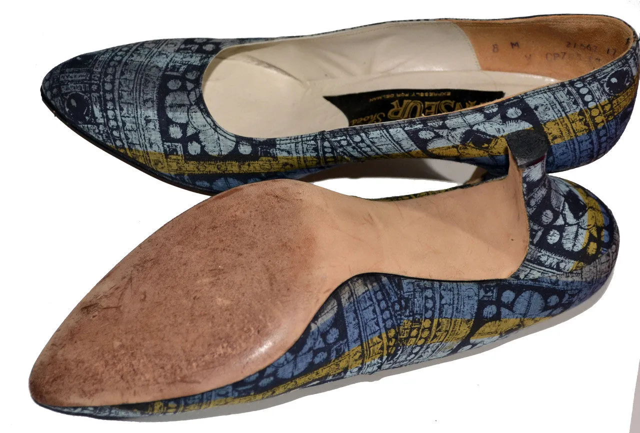 1950's Batik Style Danseur Vintage Shoes Expressly for Delman 8M