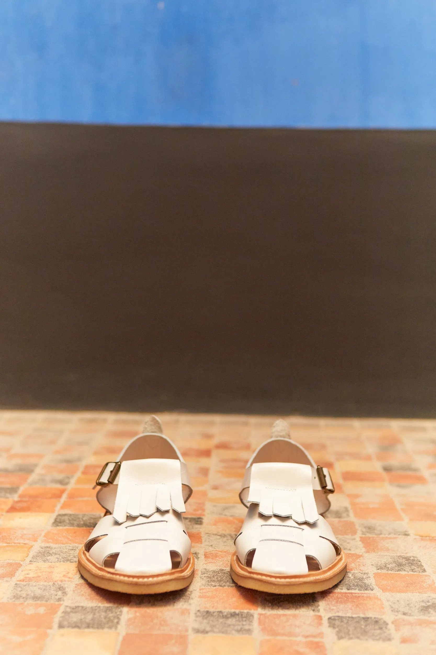 HV Sandal - White