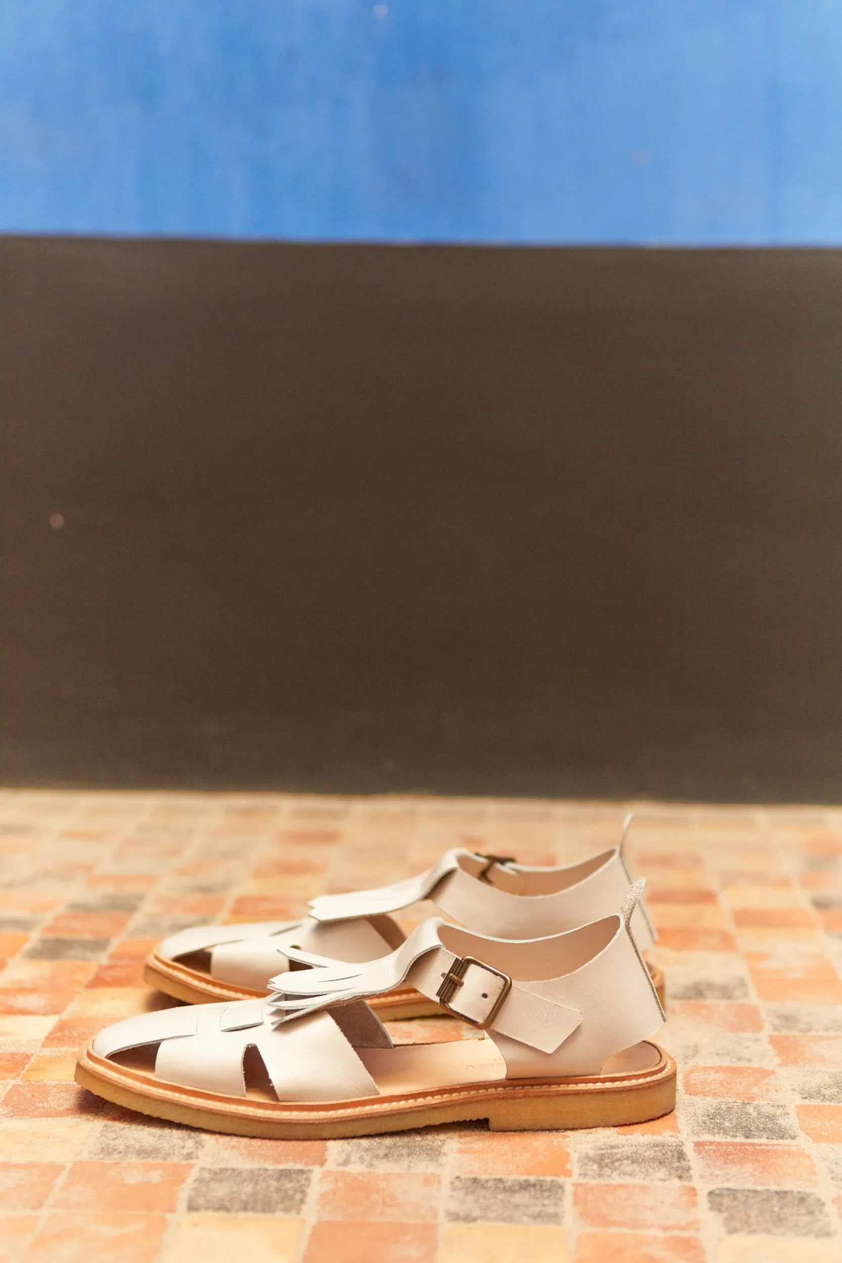 HV Sandal - White