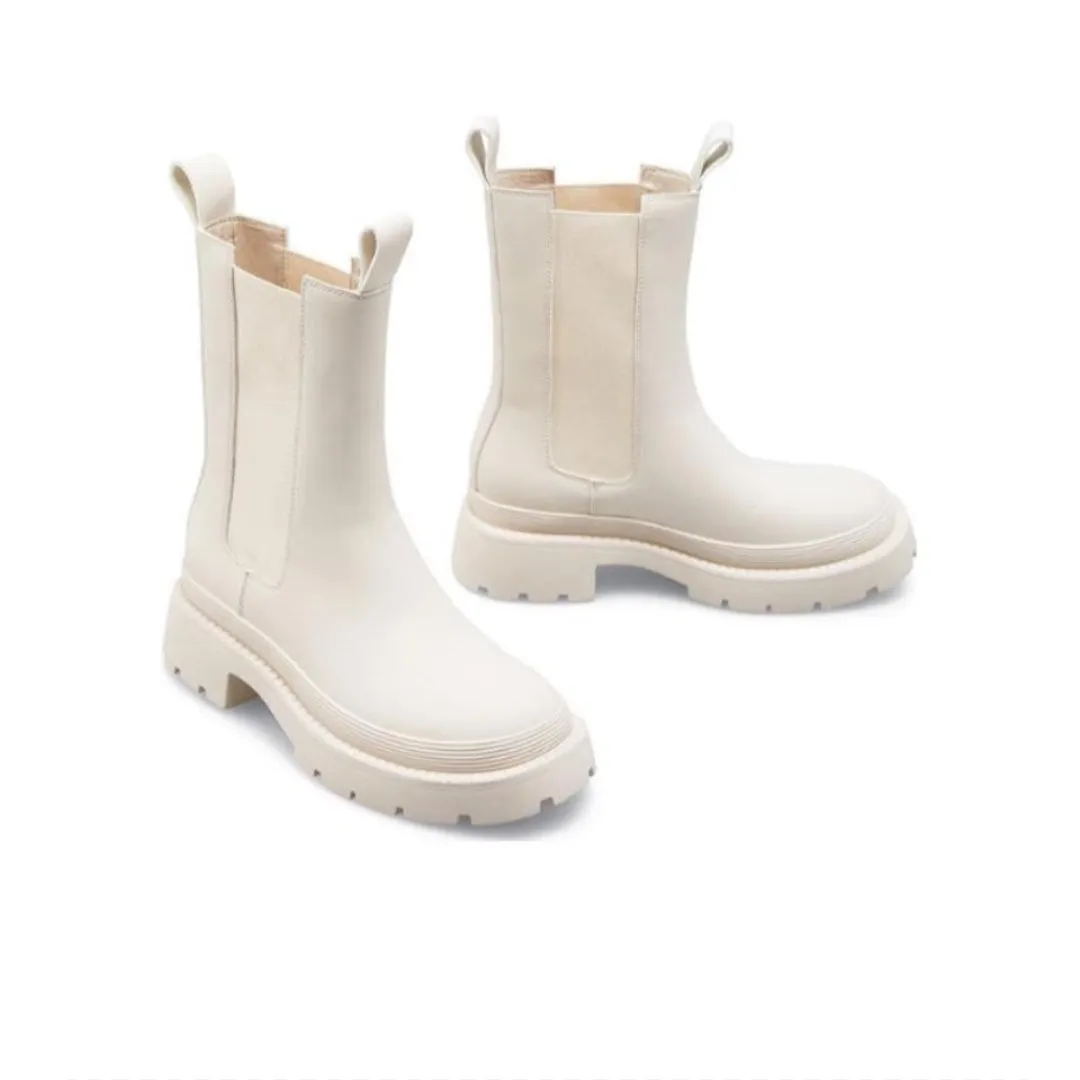 Women's White Chelsea Boots